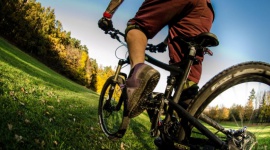 Polacy pokochali sport. Rower popularniejszy od biegania