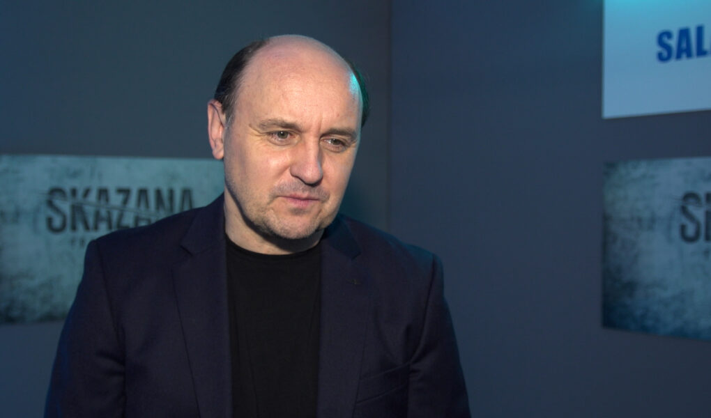 woronowicz-skazana3-foto Adam Woronowicz: Takie postacie jak Sylwester Hepner ze „Skazanej” są mroczne i złe. Największy paradoks polega na tym, że fajnie się je gra
