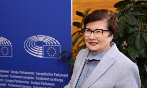 Politycy spędzą sylwestra w gronie najbliższych. Zamiast balów i egzotycznych wyjazdów stawiają na kameralne spotkania